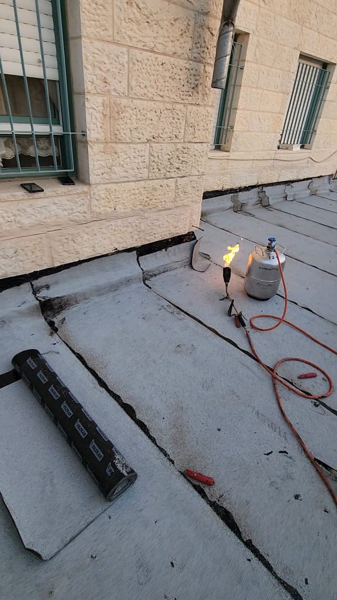 איטום גגות2